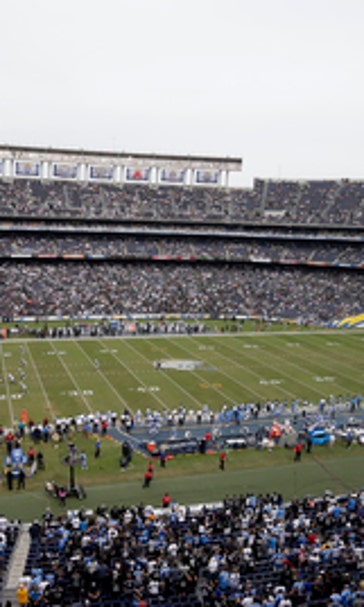 Chairman says Chargers to stay in San Diego in 2016
